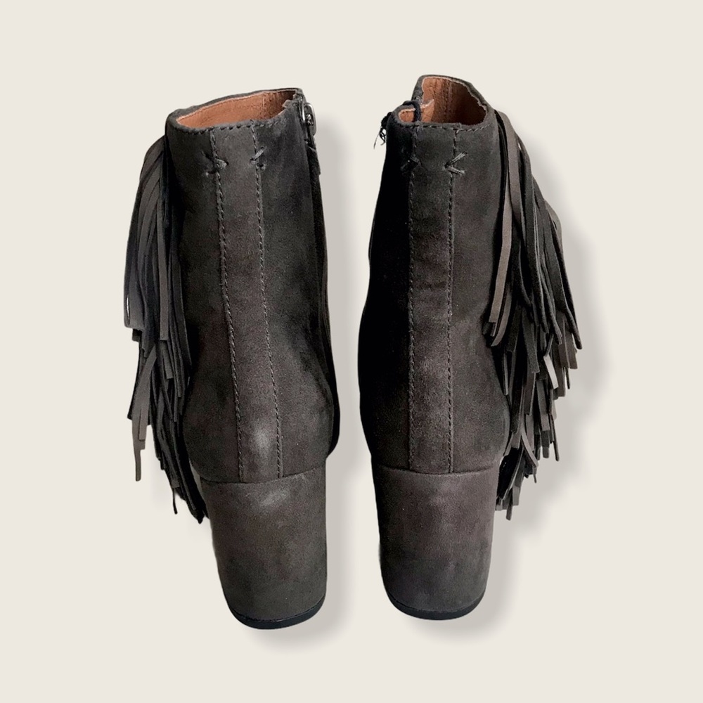 Frye Jodi Fringe Short Suede Trendy Ankle Bootie - Picture 15 of 16